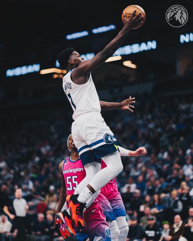 雷霆逆转独行侠，高诗岩状态火热